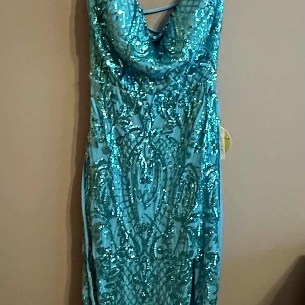 Windsor Rowena Sequin Mermaid Dress in Teal